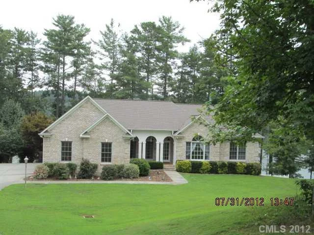306 Riverwalk Drive