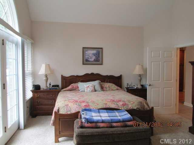 306 Riverwalk Drive - Photo 12