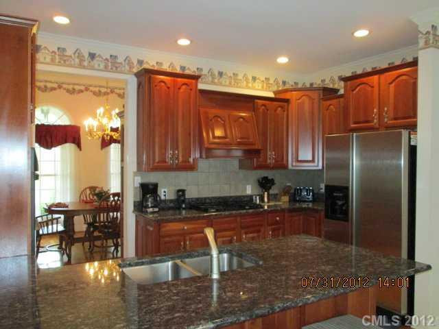 306 Riverwalk Drive - Photo 7