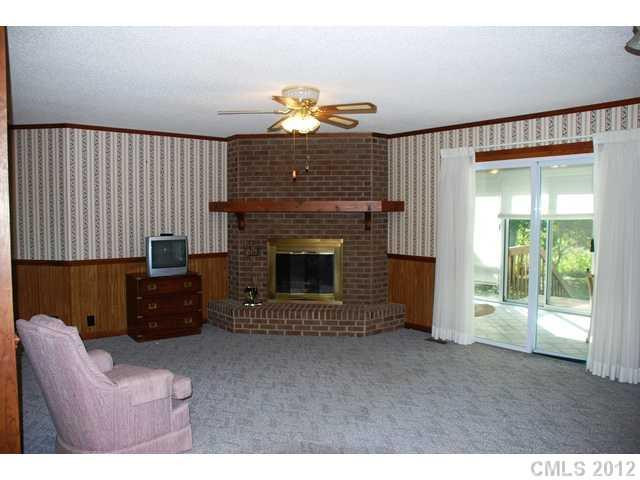 9467 Holly Ridge Court - Photo 2