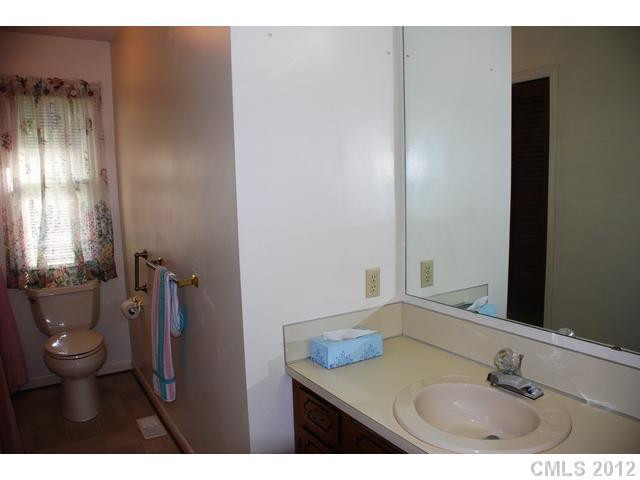 9467 Holly Ridge Court - Photo 11