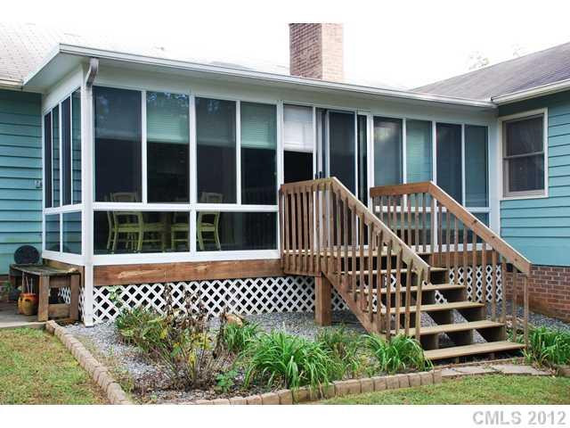 9467 Holly Ridge Court - Photo 13