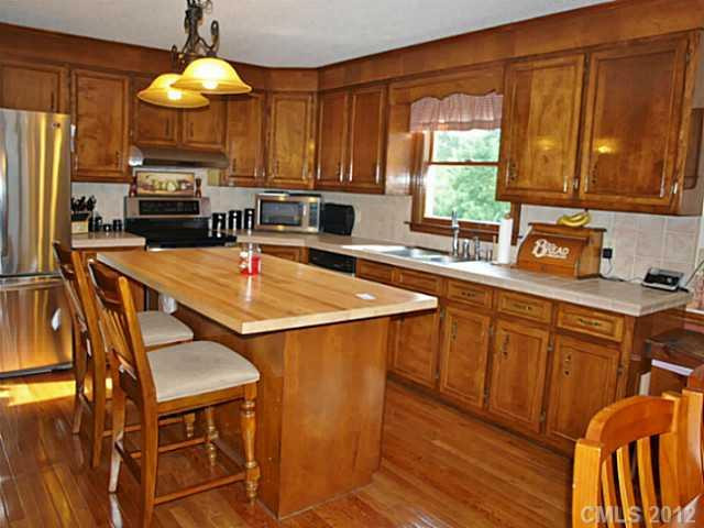 120 Refour Road - Photo 3