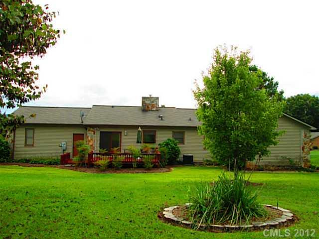 2322 Benjamin Street - Photo 12