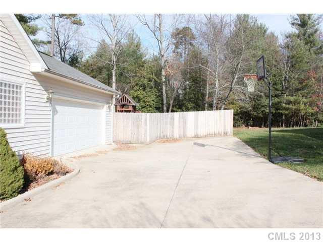 9417 Westridge Drive - Photo 3
