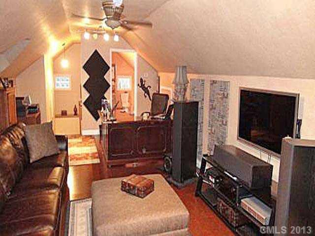 5004 Sugar Loaf Road - Photo 4