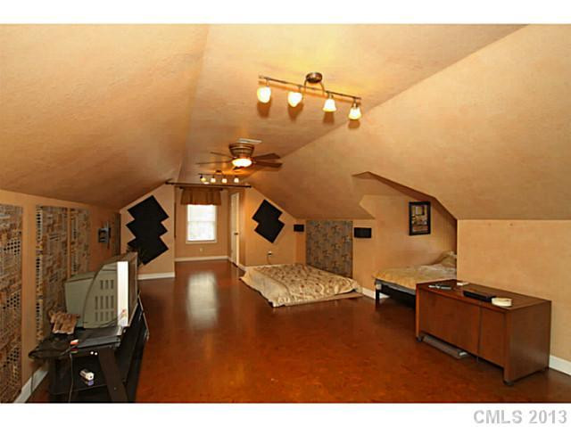 5004 Sugar Loaf Road - Photo 9