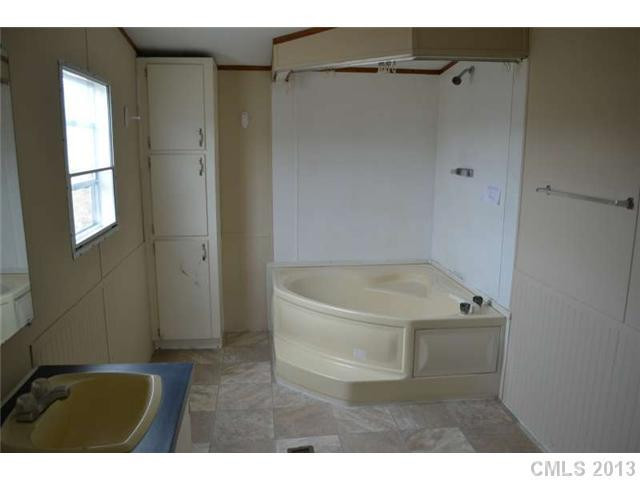 2114 Hunterwood Drive - Photo 11