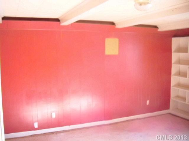 182 Hall Street - Photo 6