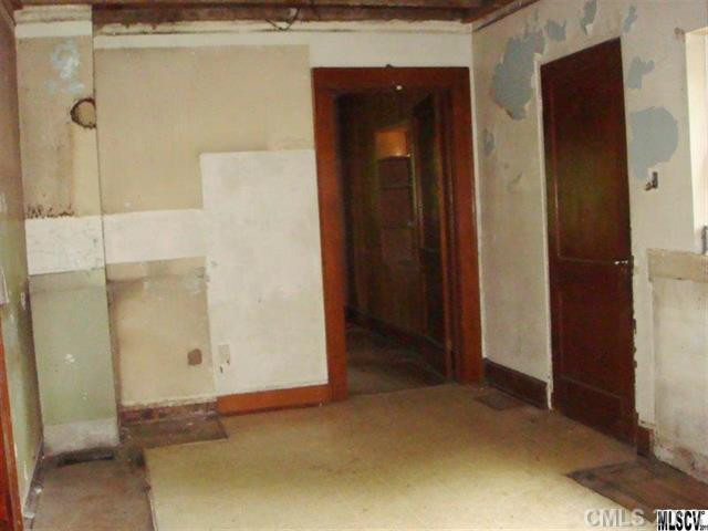 826 Hickory Airport Road - Photo 11