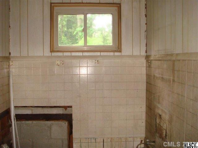 826 Hickory Airport Road - Photo 3