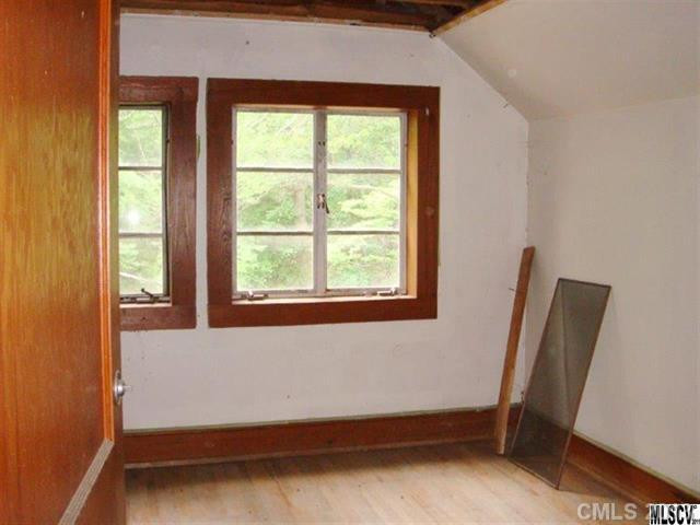 826 Hickory Airport Road - Photo 9