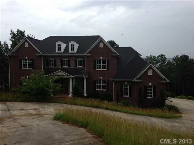 2294 Lighthouse Lane