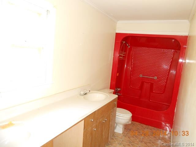230 38th Street - Photo 2