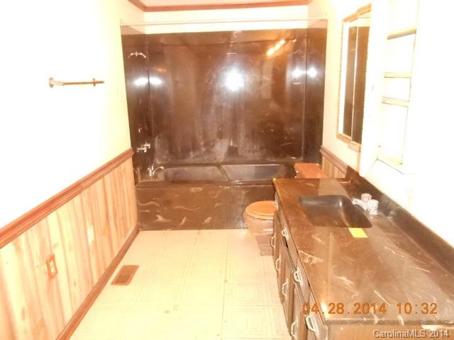 230 38th Street - Photo 9
