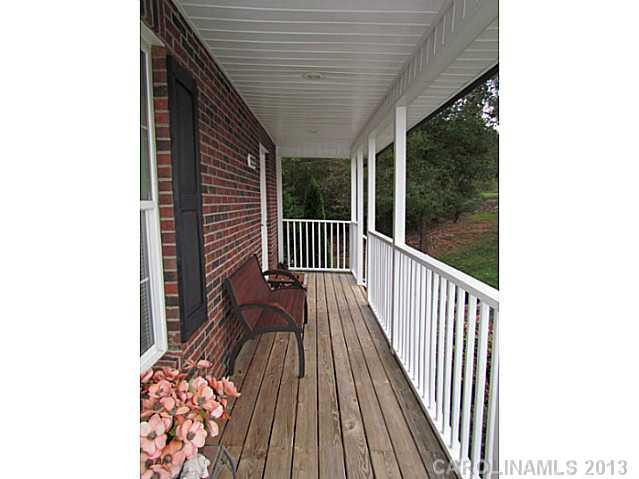 222 Pine Meadows Circle - Photo 2