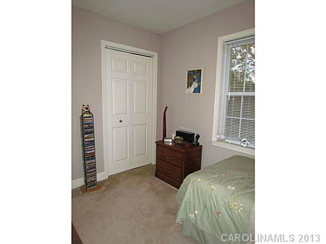 222 Pine Meadows Circle - Photo 13