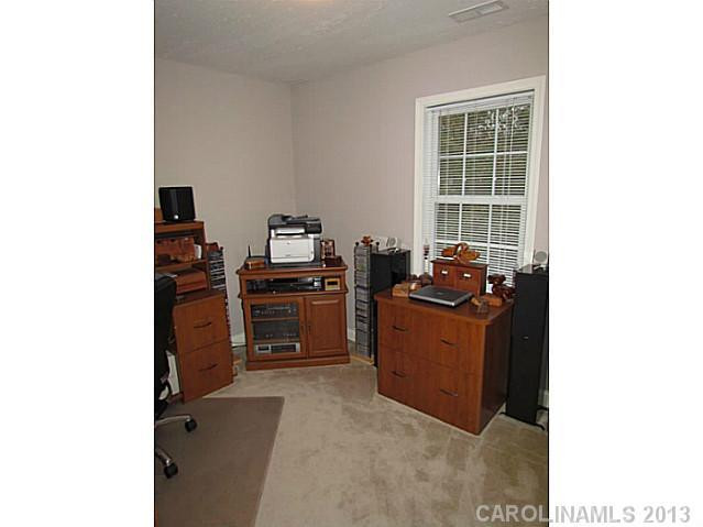 222 Pine Meadows Circle - Photo 16