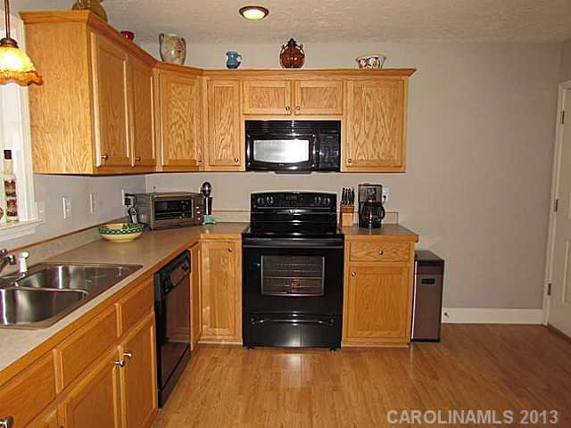 222 Pine Meadows Circle - Photo 8