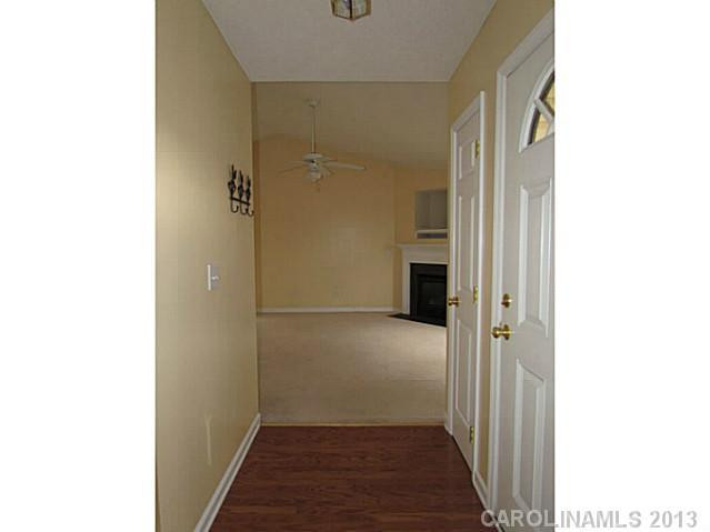 106 Lady Slipper Lane #106 - Photo 2