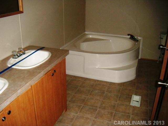 107 Moffitt Creek Road - Photo 7