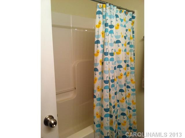 183 Crestwood Avenue - Photo 14