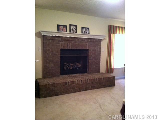 183 Crestwood Avenue - Photo 4