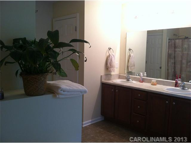 183 Crestwood Avenue - Photo 10