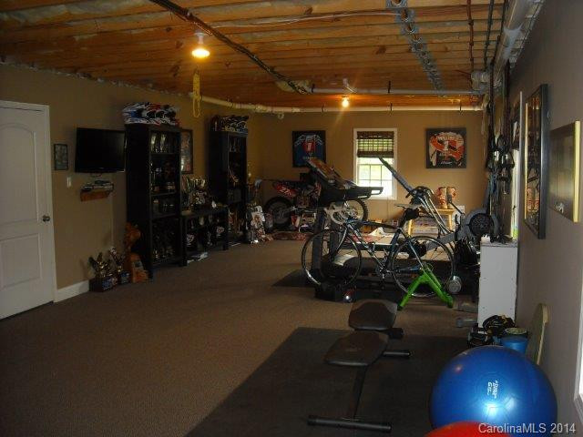 2492 Harvest Drive - Photo 16