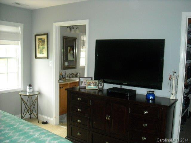 2492 Harvest Drive - Photo 8