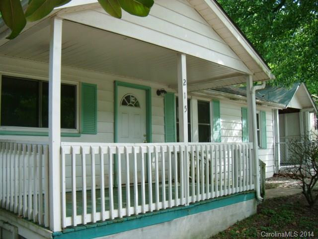 215 Nello Avenue - Photo 2