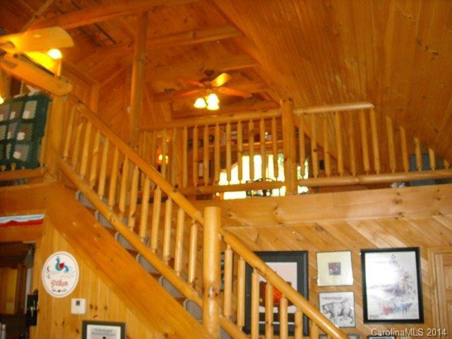 8516 Sleepy Hollow Road - Photo 13