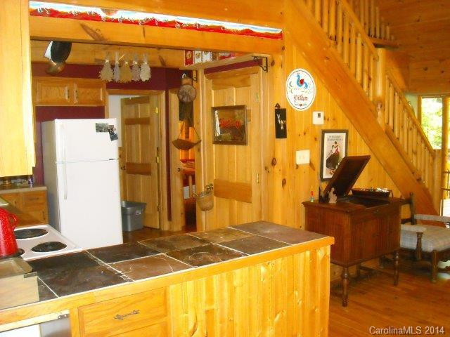 8516 Sleepy Hollow Road - Photo 7