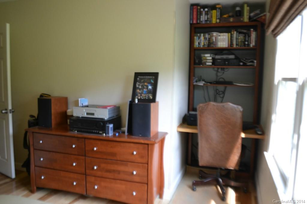 211 Catawba Avenue - Photo 7