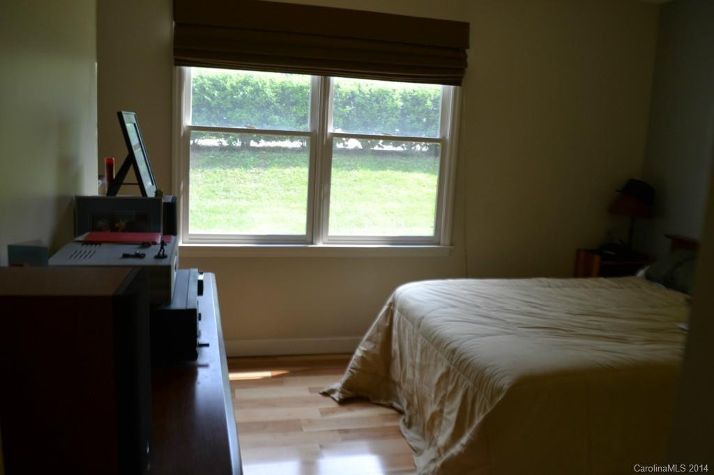 211 Catawba Avenue - Photo 8