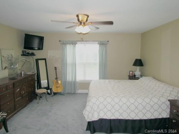 4060 Caitlins Way - Photo 12