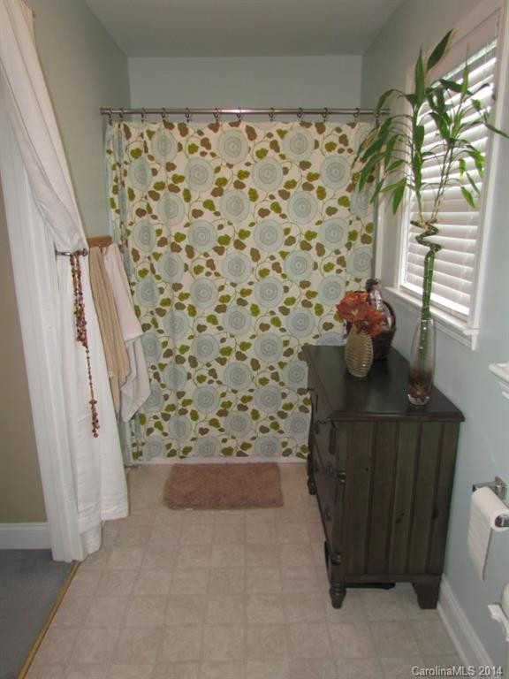 4060 Caitlins Way - Photo 15