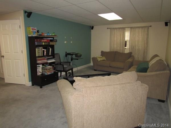 4060 Caitlins Way - Photo 22