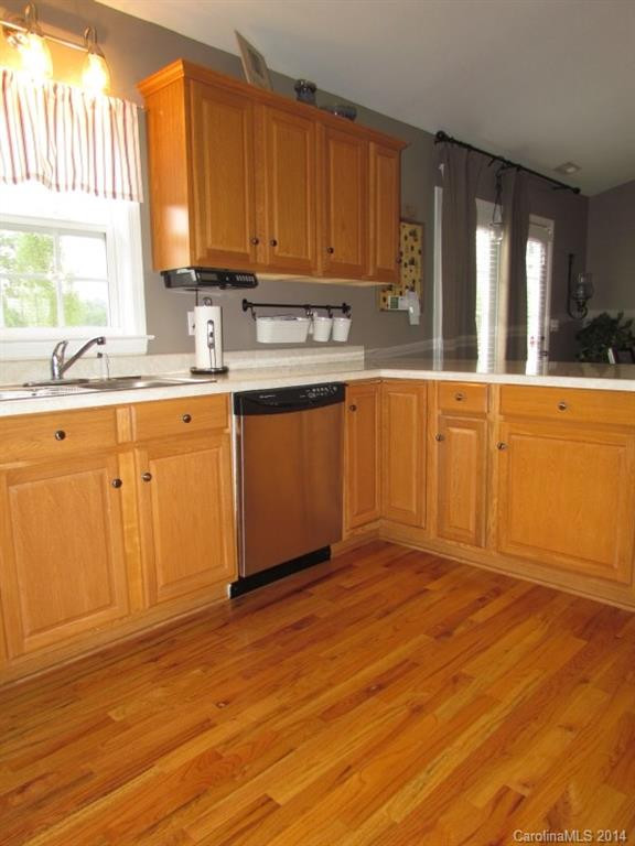 4060 Caitlins Way - Photo 9