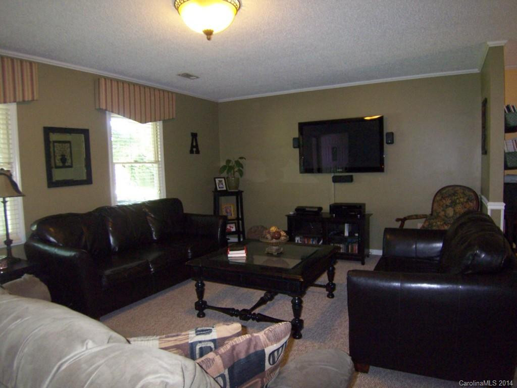 123 Plum Creek Road - Photo 5