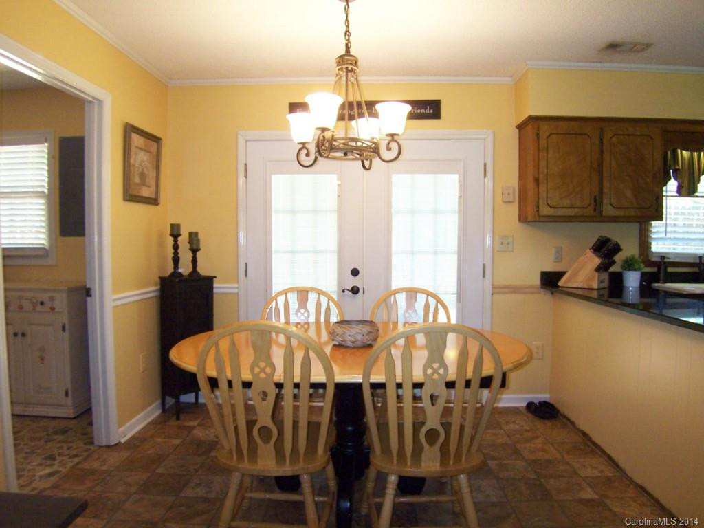 123 Plum Creek Road - Photo 7