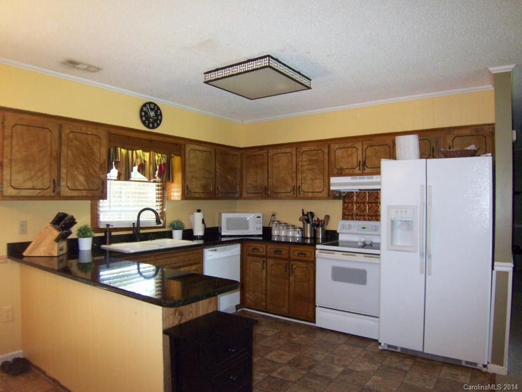 123 Plum Creek Road - Photo 8