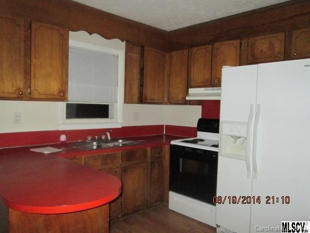 1255 Oak Forest Drive - Photo 3