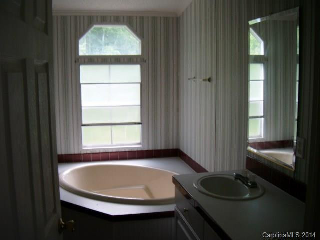 233 Williston Drive - Photo 9