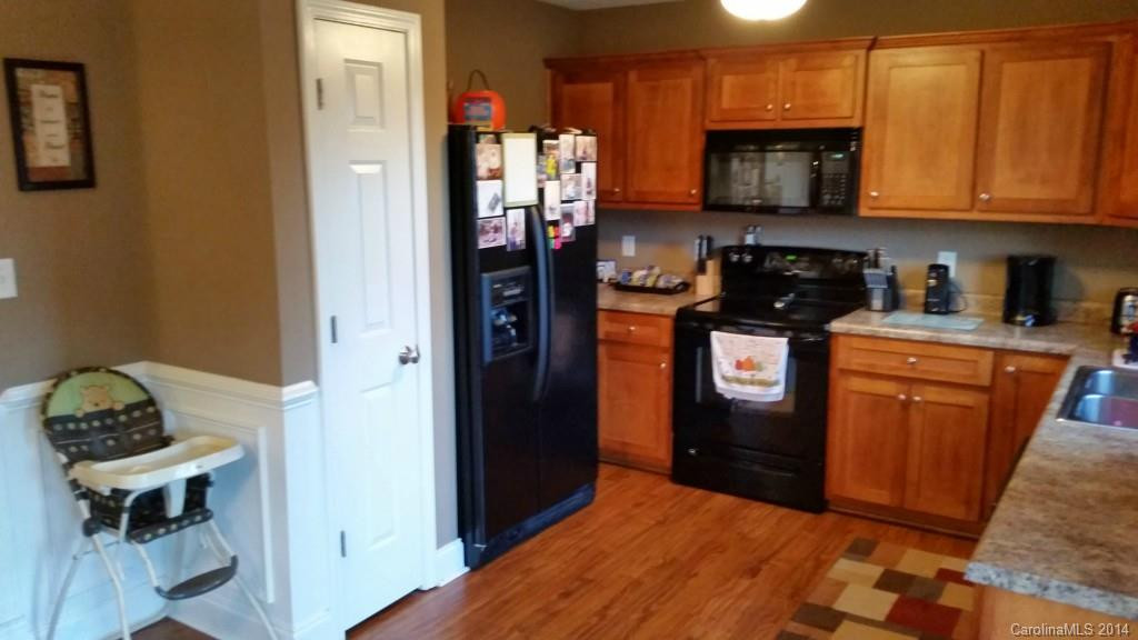 210 Pine Meadow Circle - Photo 14