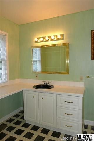 2744 Sides Drive - Photo 9