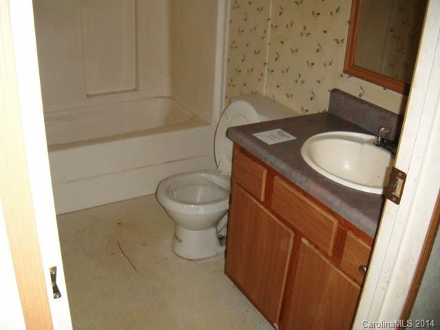 294 Howell Road - Photo 3