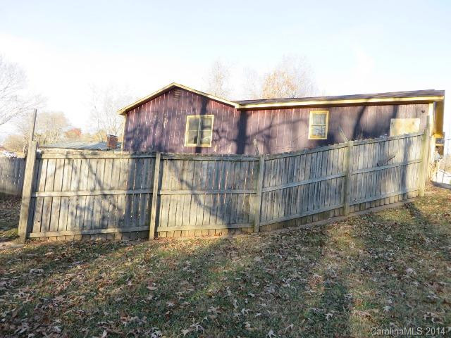 941 Malcolm Boulevard - Photo 2
