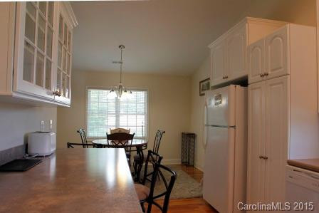 9005 McCray Farms Drive - Photo 5