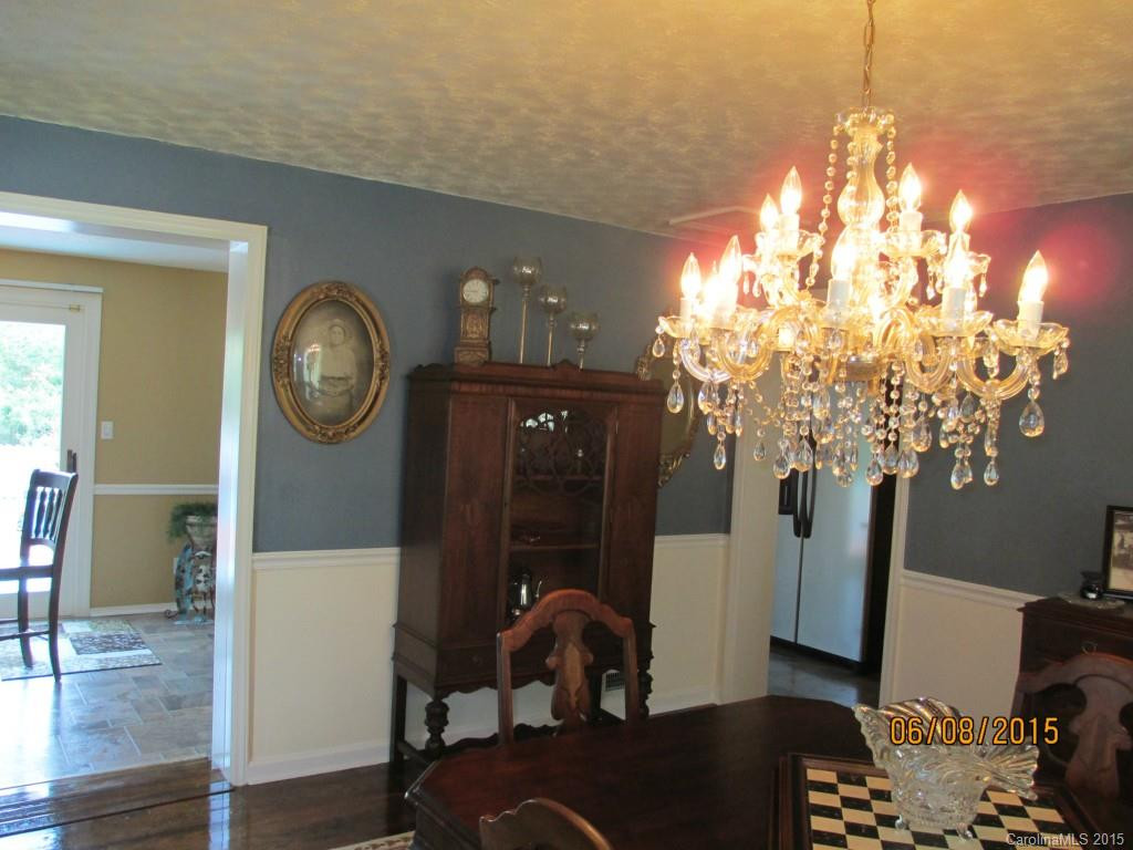 119 Woodside Drive - Photo 4